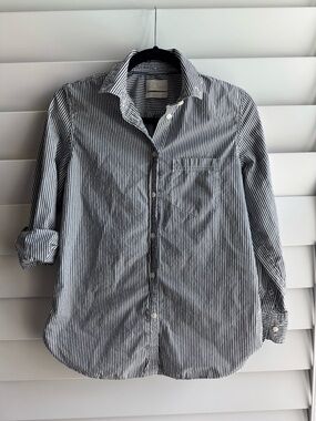 J. Crew  Navy and White Striped Button-Down Shirt size 2